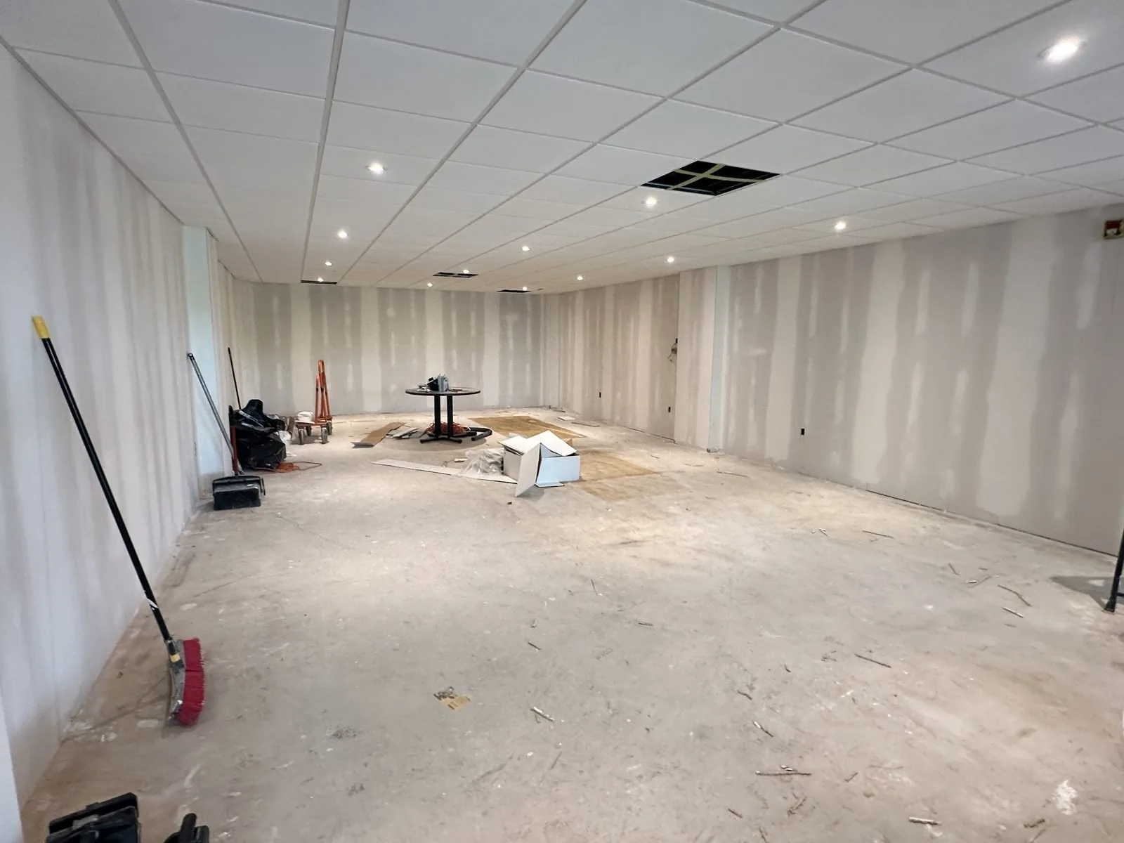Large commercial drywall Halton